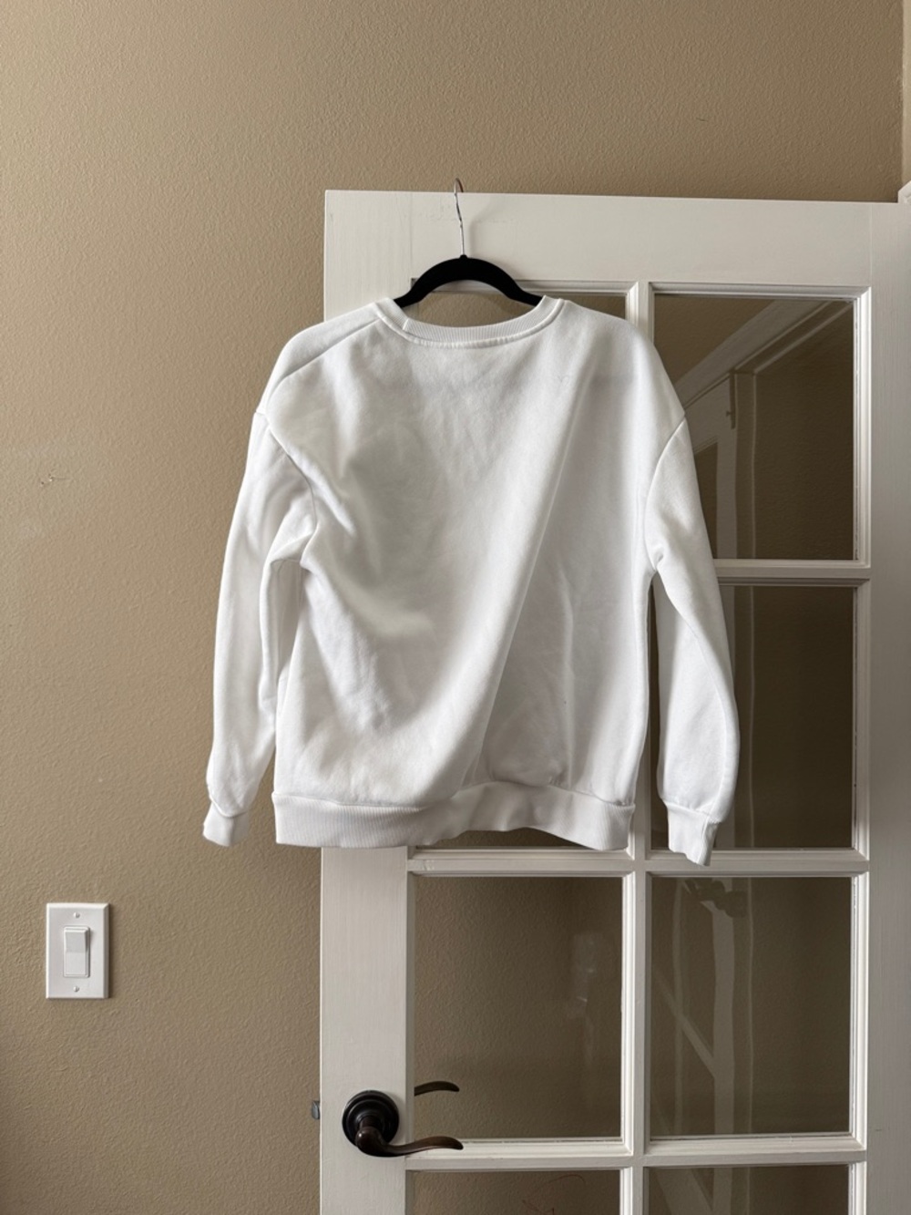 White Sweatshirt with Brown Patchwork Dog Graphic - Picture 2 of 2